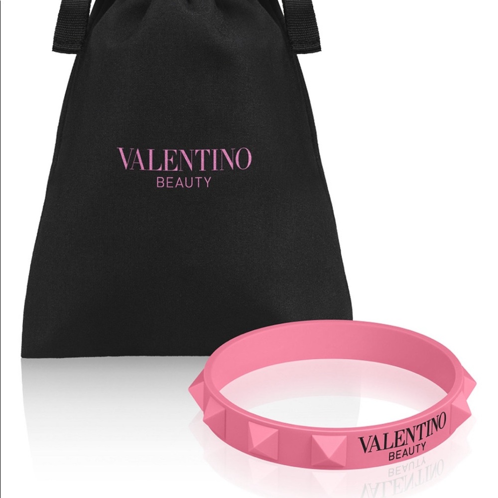 Valentino pouch & pink bracelet new stud